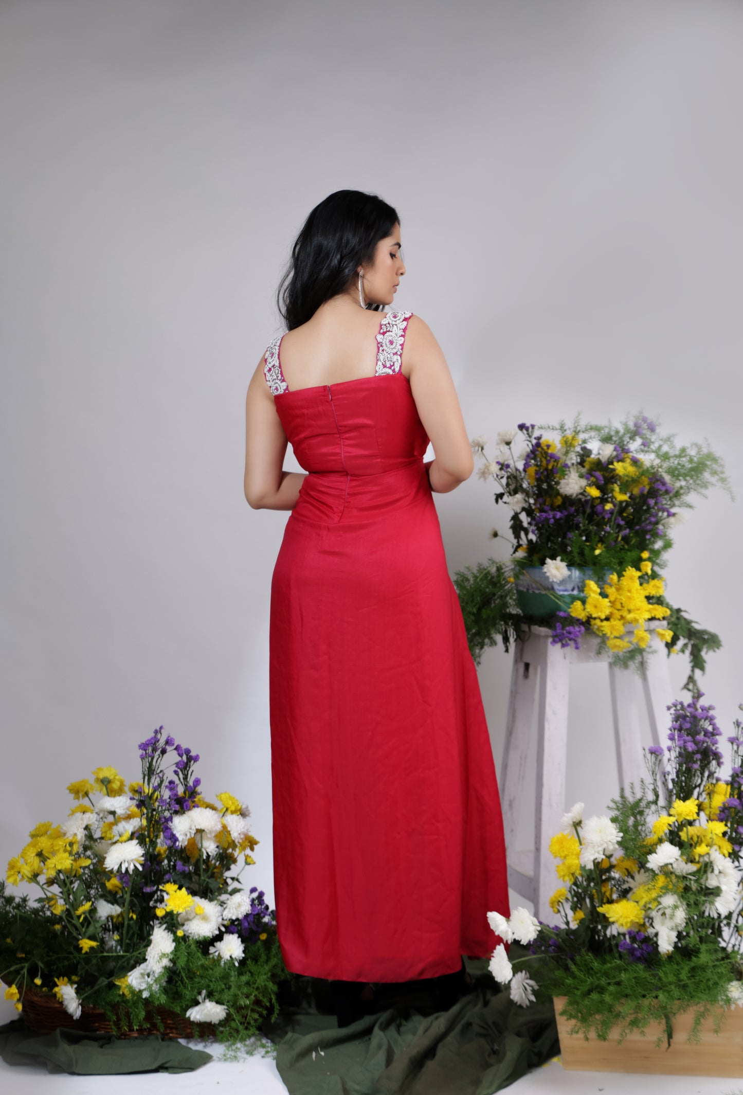 Radiant Red Sleeveless Chiffon Evening Gown