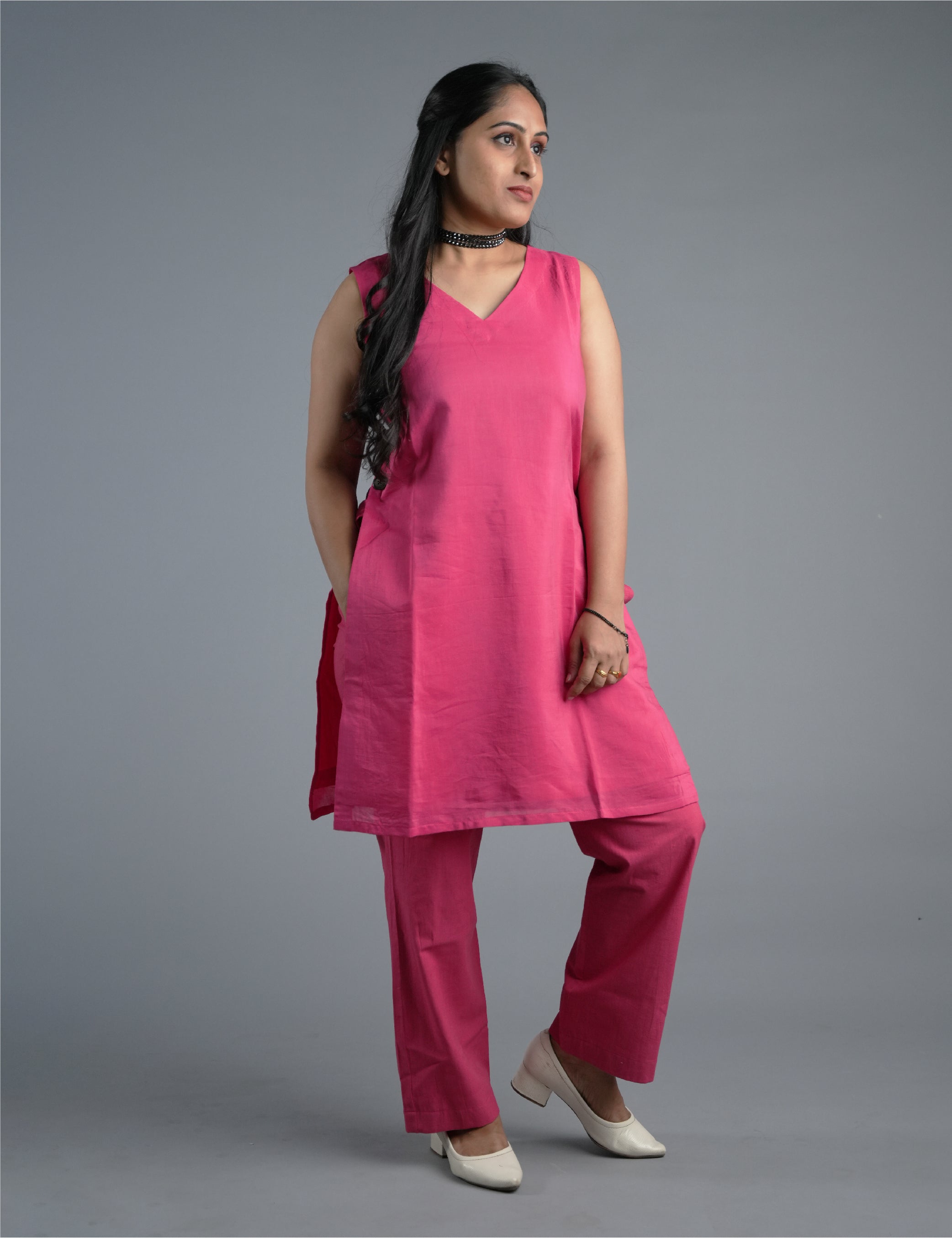 Women Pink V-Neck Kurta and Palazzo Set